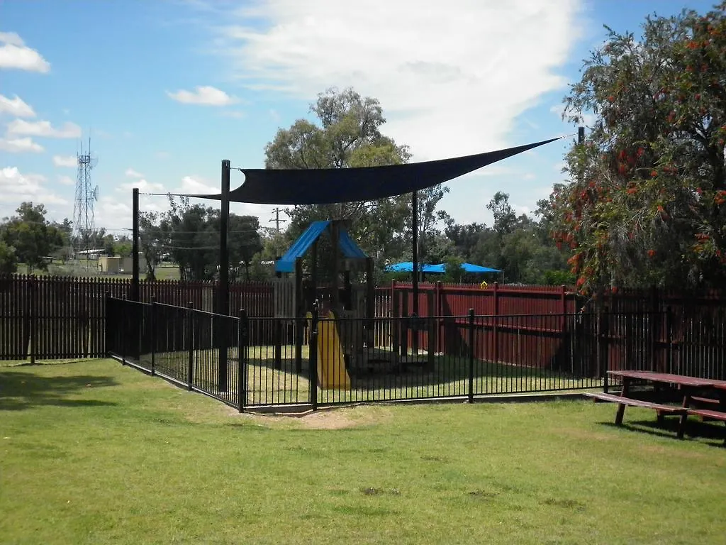 Tieri Brolga Hotel Motel 4*,  Australia